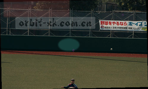 手机、平板与电脑之间数据流环绕同步，收藏赛事在设备间保持一致